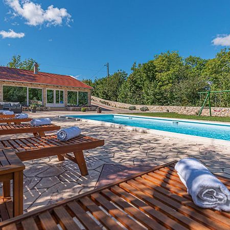 Gorgeous Home In Knin With Kitchen Kovacic Extérieur photo