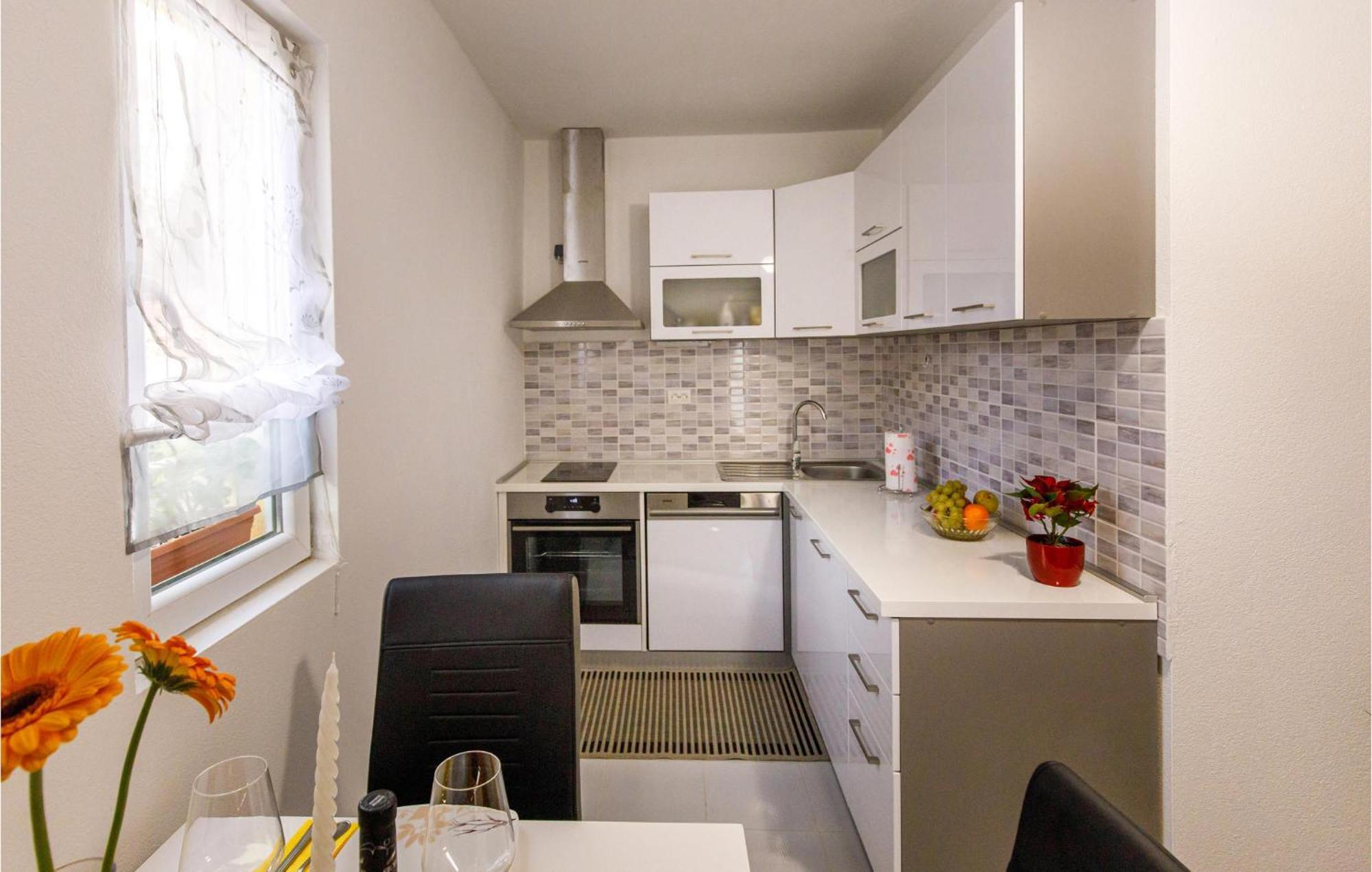Gorgeous Home In Knin With Kitchen Kovacic Extérieur photo